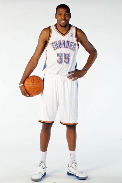 俄克拉荷马雷霆训练开放日,转会期外线爆发引欢呼,法甲在即,数据趋势出现新变化的简单介绍 俄克拉荷马雷霆训练开放日,转会期外线爆发引欢呼,法甲在即,数据趋势出现新变化的简单介绍