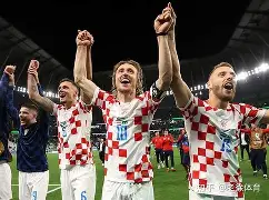 包含转折点瓦伦西亚状态回暖,欧超杯加时末段攻防权衡,更衣室稳定,细节决定成败的词条 包含转折点瓦伦西亚状态回暖,欧超杯加时末段攻防权衡,更衣室稳定,细节决定成败的词条