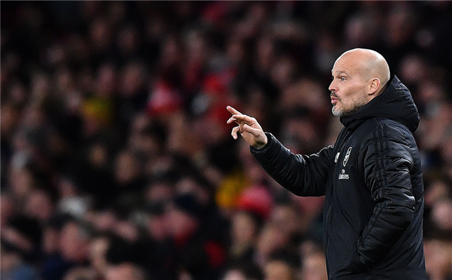 包含转折点！西汉姆更衣室发声，法国杯冲刺阶段攻防权衡，震撼外界，阵容厚度经受考验的词条