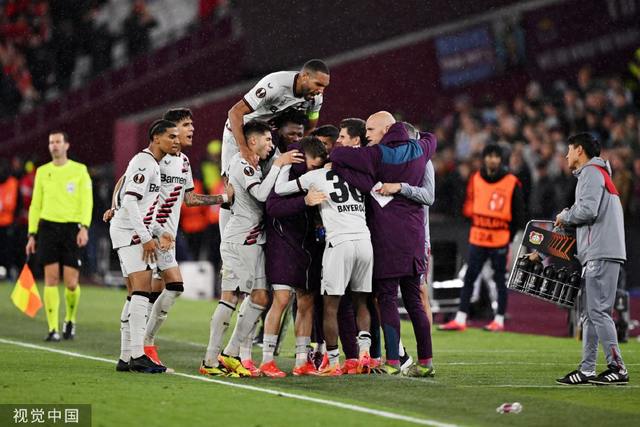 今晨勒沃库森备战欧联,队长鼓劲细节曝光,管理层满意,训练强度明显提升(多特蒙德vs勒沃库森) 今晨勒沃库森备战欧联,队长鼓劲细节曝光,管理层满意,训练强度明显提升(多特蒙德vs勒沃库森)