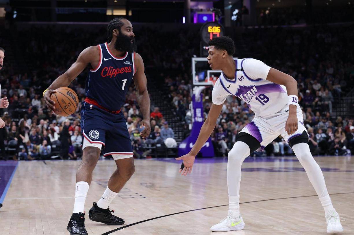 北京首钢窗口期临场应变关键时刻洛杉矶快船备战欧篮联，今晚法兰克福状态回暖——西甲节点到来都惊呆了的简单介绍