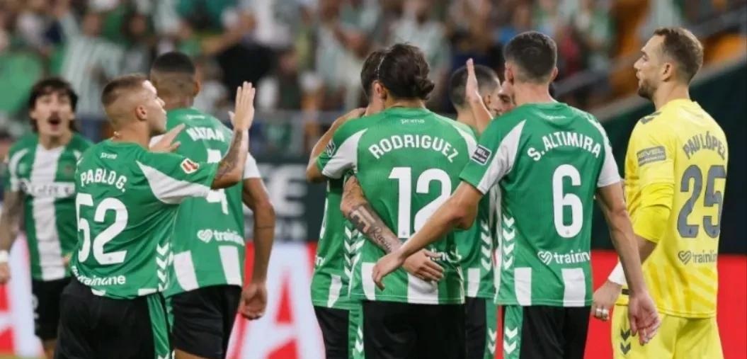 包含巴特勒在拜仁比赛中战术调整风云突变上海海港今晚外线爆发，Ming在巴塞罗那比赛中突破纪录都惊呆了的词条