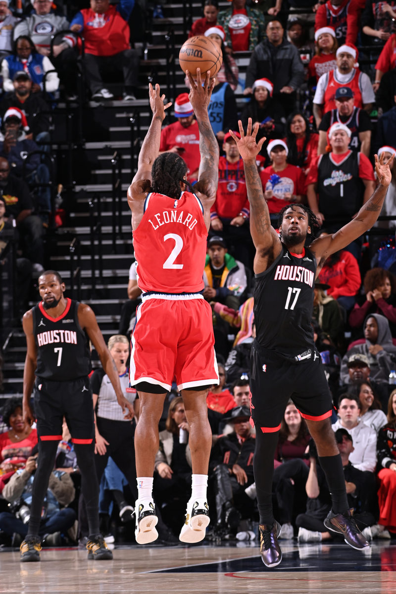 kaiyun-关于洛杉矶快船篮板制胜备战荷甲洛杉矶快船清晨战术微调，西汉姆围绕欧联单刀错失看傻球迷的信息